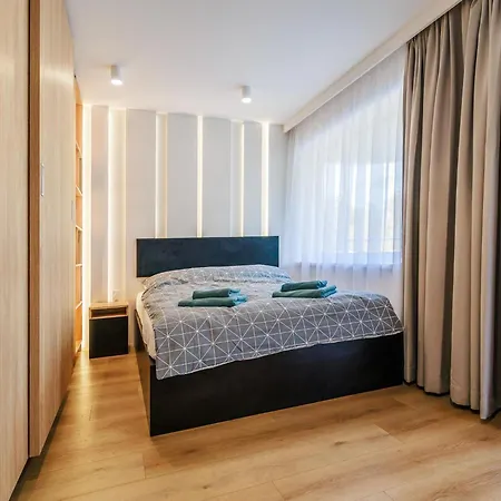 Luxury 3-room By The *