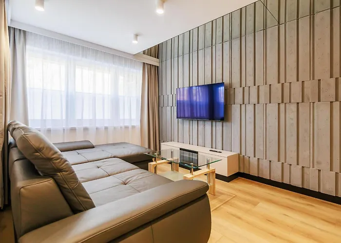 Apartament Luxury 3-room By The